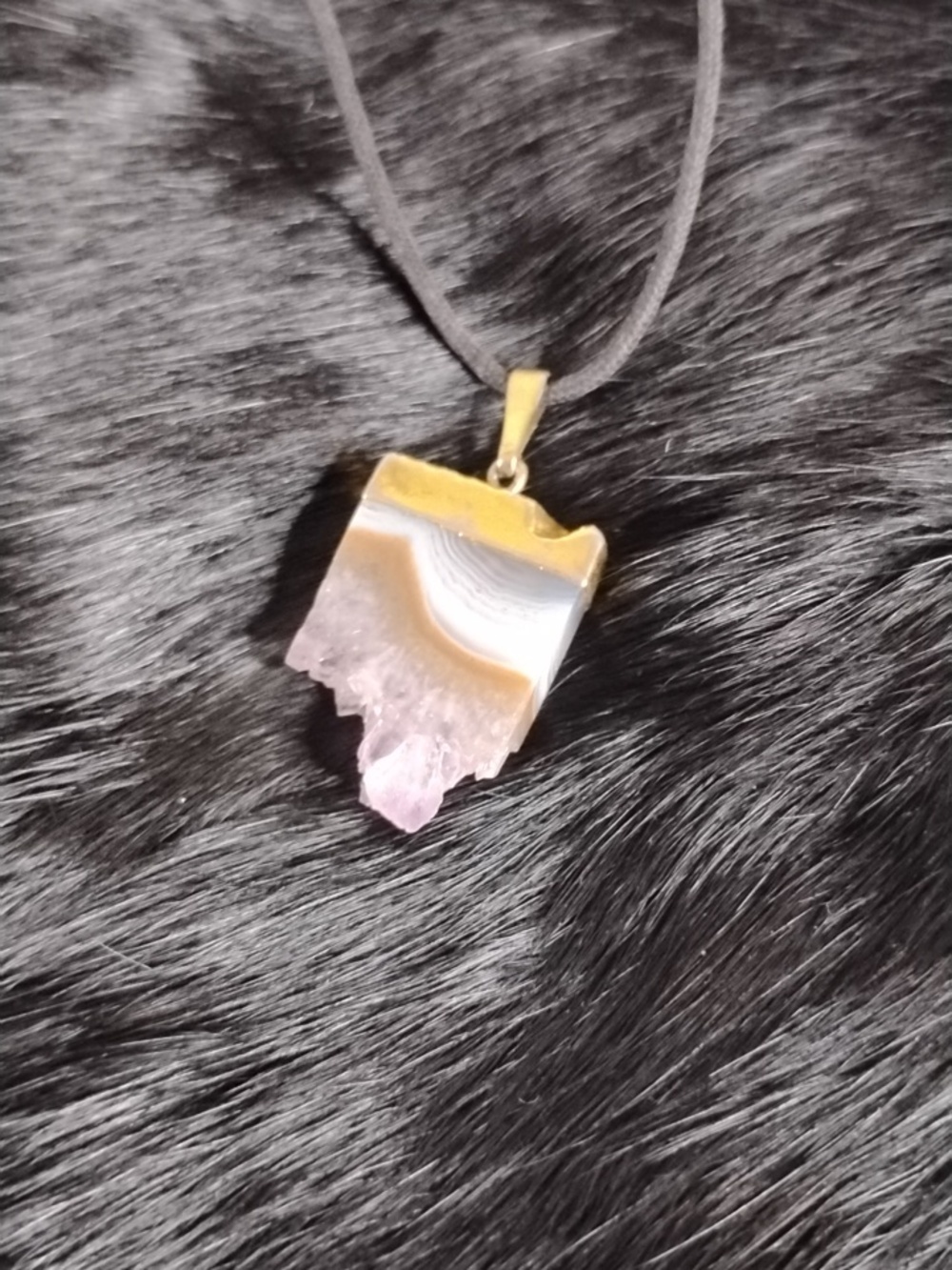 Raw Agate Slice Pendant Necklace in Lavender and Gold